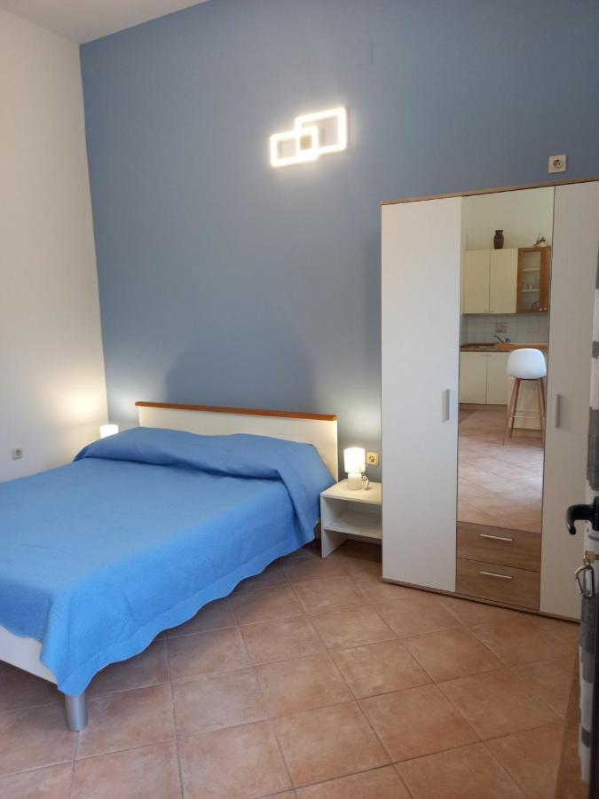 Apartments With A Parking Space Mali Lošinj Eksteriør billede